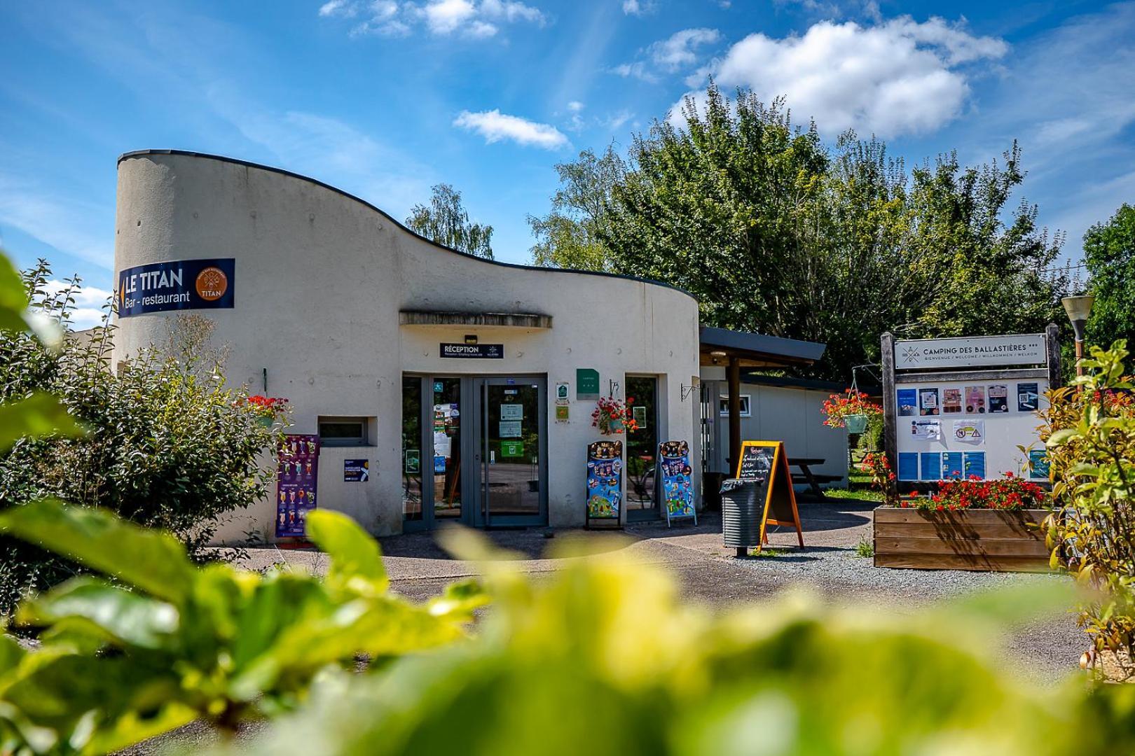 Camping Les Ballastieres - Vosges Du Sud Champagney Exterior photo
